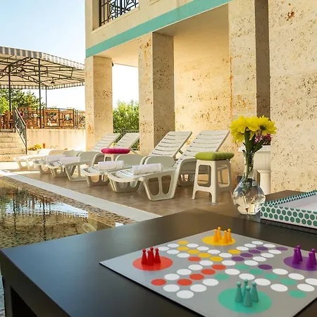 Prostor Aparthotel 3*