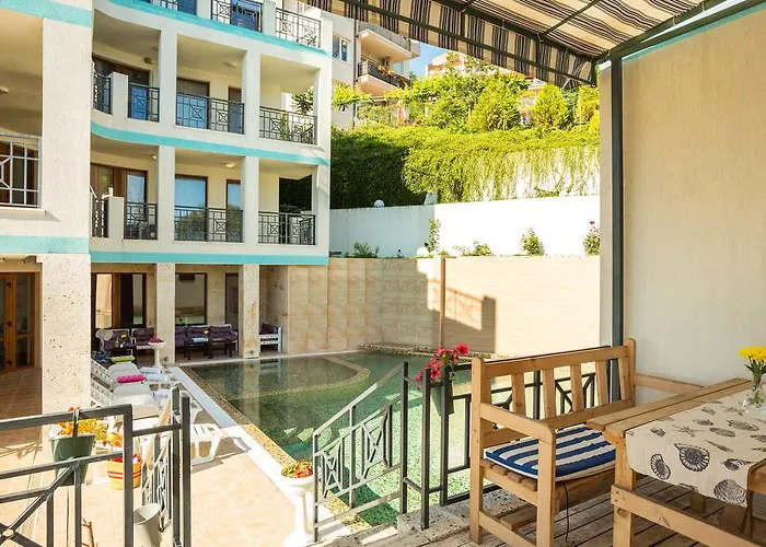 простор 3* Каварна